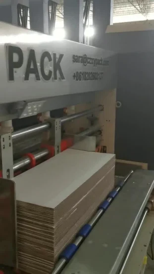 Automatischer Flexodrucker, der Maschine zum Schneiden von Verpackungen und Wellpappenkartons druckt